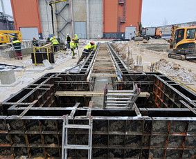 Atraminės Sienelės, Kiti sudėtingesnis Betonavimo Darbai - Grindų lyginimas - 3 Grindų lyginimas - Atraminės Sienelės, Kiti sudėtingesnis Betonavimo Darbai - 3