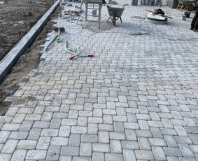 Vejos įrengimas .Augalų sodinimas. Trinkelių klojimas. / FlorAgra / Darbų pavyzdys ID 3175381