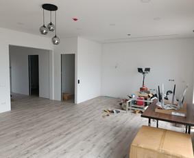 Vidaus ir išorės apdailos darbai - Laminato klojimas - 2 Laminato klojimas - Vidaus ir išorės apdailos darbai - 2