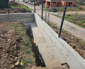 Pamateliai tvoros pamatas poliai atramines / Renaldas Buta / Darbų pavyzdys ID 3182437