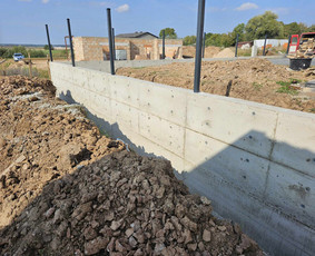 Pamateliai tvoros pamatas poliai atramines / Renaldas Buta / Darbų pavyzdys ID 3182439