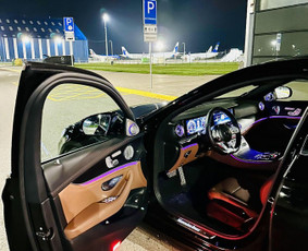 Keleivių pervežimai , oro uostas, pervežimas tarp miestų Vip / VIP pervežimai / Darbų pavyzdys ID 3184409