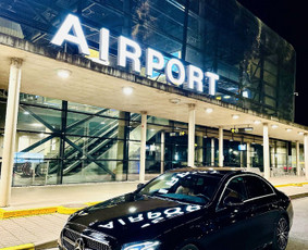 Keleivių pervežimai , oro uostas, pervežimas tarp miestų Vip / VIP pervežimai / Darbų pavyzdys ID 3184411
