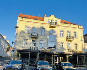 Keleivių pervežimai , oro uostas, pervežimas tarp miestų Vip / VIP pervežimai / Darbų pavyzdys ID 3184419