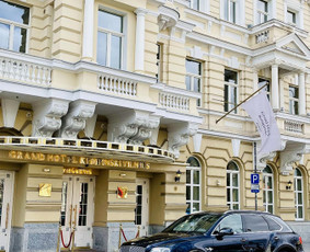 Keleivių pervežimai , oro uostas, pervežimas tarp miestų Vip / VIP pervežimai / Darbų pavyzdys ID 3184457