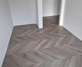 Visų tipų grindų montavimas ir išlyginamasis sluoksnis / MM / Darbų pavyzdys ID 3188097
