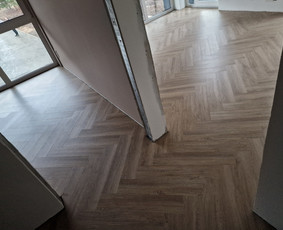 Visų tipų grindų montavimas ir išlyginamasis sluoksnis / MM / Darbų pavyzdys ID 3188105