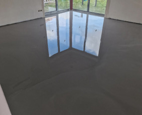 Grindų lyginimas - Grindų montavimas islyginamojo sluoksnio pylimas - 2