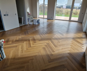 Visų tipų grindų montavimas ir išlyginamasis sluoksnis / MM / Darbų pavyzdys ID 3188141
