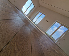 Vinilinės grindys, klojimas - Grindų montavimas islyginamojo sluoksnio pylimas - 3