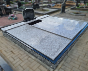 Kapaviečių dengimas plokštėmis, paminklų gamyba, Paminklai, kapų dekoravimas skaldele, granitinių tri nkelių dangos įrengimas ir kiti kapaviečių tvarkymo bei įrengimo darbai www.kapu.lt +37065688083