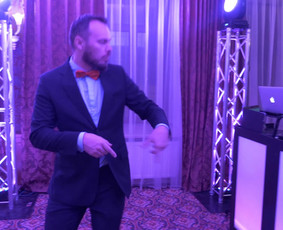 Renginių vedėjas Saulius - renginių vedimas! - Įmonių renginių vedimas - 1 Įmonių renginių vedimas - Renginių vedėjas Saulius - renginių vedimas! - 1