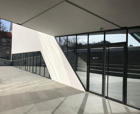 Tintpleveles Lt - Stiklų tamsinimas Visoje Lietuvoje - Plėvelės klijavimas - 1 Plėvelės klijavimas - Tintpleveles Lt - Stiklų tamsinimas Visoje Lietuvoje - 1
