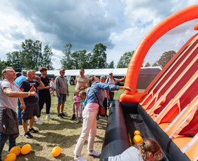 Pramogos ir žaidimai / Pramogos ir žaidimai / Darbų pavyzdys ID 3202444
