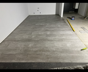 Laminato, Vinilo ir kitų dangų įrengimas. / Grindų meistrai / Darbų pavyzdys ID 3206922