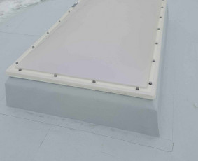 Plokščių Stogų Dengimas Pvc, Epdm ir bitumine Danga / Tvirti stogai / Darbų pavyzdys ID 3207840