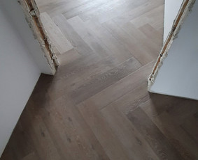 Pvc Vinilinių grindų dangos įrengimas/meistras / MB"Flooorma" / Darbų pavyzdys ID 3211302