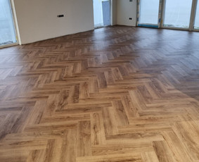 Pvc Vinilinių grindų dangos įrengimas/meistras / MB"Flooorma" / Darbų pavyzdys ID 3211308