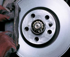 Autodiagnostika, kondicionierių,važiuoklės,stabdžių remontas - Važiuoklės, stabdžių remontas - 3 Važiuoklės, stabdžių remontas - Autodiagnostika, kondicionierių,važiuoklės,stabdžių remontas - 3