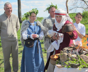 Renginių, lietuviškų apeigų vedėja, atlikėja, lektorė / UAB Kruenta / Darbų pavyzdys ID 606133