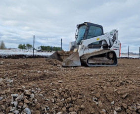 Vikšrinių Bobcat nuoma. Vilnius - Žemės kasimas, lyginimas - 3 Žemės kasimas, lyginimas - Vikšrinių Bobcat nuoma. Vilnius - 3
