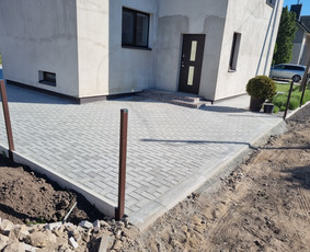 Trinkelių klojimas, gerbūvio darbai - Laiptai iš trinkelių - 3 Laiptai iš trinkelių - Trinkelių klojimas, gerbūvio darbai - 3