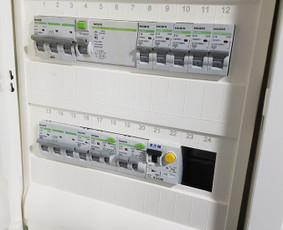 Elektros darbai // Išmanieji namai // Vaizdo stebėjimas - Nuotėkio relės pajungimas - 1 Nuotėkio relės pajungimas - Elektros darbai // Išmanieji namai // Vaizdo stebėjimas - 1