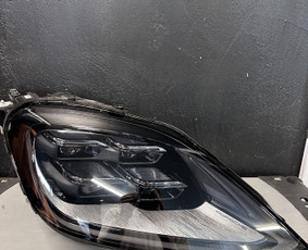 Automobilių išorės ir vidaus estetikos sprendimai - Žibintų poliravimas - 1 Žibintų poliravimas - Automobilių išorės ir vidaus estetikos sprendimai - 1