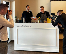 Mobilus kokteilių baras - šampano piramidė - barmenai - Barmenų mokykla - 4 Barmenų mokykla - Mobilus kokteilių baras - šampano piramidė - barmenai - 4