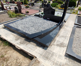 Paminklai, kapų įrengimas, dengimas plokštėmis / Aivaras Kubilius / Darbų pavyzdys ID 3233099