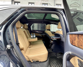 Prabangių automobilių nuoma su asmeniniu vairuotoju / Automobilių nuoma su vairuotoju / Darbų pavyzdys ID 3234873