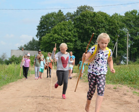 Basakojis vasaros stovykla vaikams ir paaugliams 2025 m. / VšĮ Basakojis / Darbų pavyzdys ID 3235875