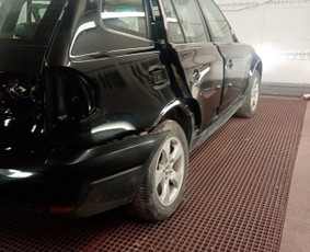 Auto kėbulų paruošimas dažymas - Automobilių dažymas - 1 Automobilių dažymas - Auto kėbulų paruošimas dažymas - 1