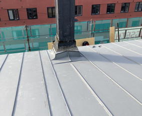 Plokščių Stogų Dengimas Pvc, Epdm ir bitumine Danga / Tvirti stogai / Darbų pavyzdys ID 3249541