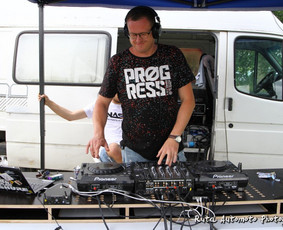Kokybiška muzika, šokiams, šventei, vakarėliui ! - DJ aparatūros nuoma - 1 DJ aparatūros nuoma - Kokybiška muzika, šokiams, šventei, vakarėliui ! - 1