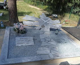 Paminklai, meniški antkapiai, granito plokštės - Kapavietės užpylimas skaldele - 1 Kapavietės užpylimas skaldele - Paminklai, meniški antkapiai, granito plokštės - 1
