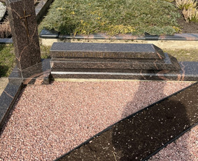 Paminklai, meniški antkapiai, granito plokštės / Kauno Antkapiai / Darbų pavyzdys ID 3253711