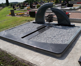 Paminklai, meniški antkapiai, granito plokštės / Kauno Antkapiai / Darbų pavyzdys ID 3259229