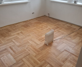 Lako džiovinimui pasitelkiamos pagalbinės priemonės - šiuo atveju šildytuvas :)
