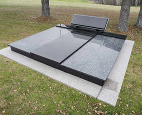 Paminklai, meniški antkapiai, granito plokštės / Kauno Antkapiai / Darbų pavyzdys ID 3260059