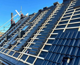 Plokščių Stogų Dengimas Pvc, Epdm ir bitumine Danga / Tvirti stogai / Darbų pavyzdys ID 3260901
