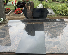 Paminklai, meniški antkapiai, granito plokštės / Kauno Antkapiai / Darbų pavyzdys ID 3266165