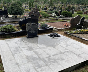 Paminklai, meniški antkapiai, granito plokštės / Kauno Antkapiai / Darbų pavyzdys ID 3266243