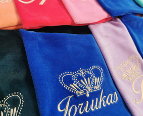 Siuvinėjimo paslaugos -logotipai, antsiuvai, emblemos ir kt. / Mažoji bendrija Siuvimo oazė / Darbų pavyzdys ID 3284611