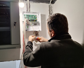 Kamerų ir apsaugos sistemų montavimas tik nuo 500 Eur + Pvm / Justas / Darbų pavyzdys ID 3285601