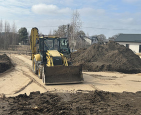 Statybinės technikos nuoma - Ekskavatoriaus nuoma nuo 35 h savivarčio nuoma - 3