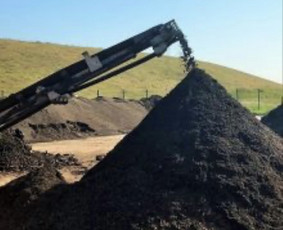 Juodžemis, smėlis, skalda, žvyras, atvežame 065683399 - Kompostas - 1 Kompostas - Juodžemis, smėlis, skalda, žvyras, atvežame 065683399 - 1