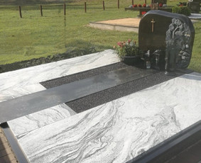 Kapų tvarkymas, paminklų, uždengimų, plytelių montavimas - Paminklų gamyba - 4 Paminklų gamyba - Kapų tvarkymas, paminklų, uždengimų, plytelių montavimas - 4