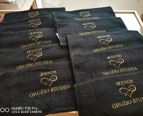 Siuvinėjimo paslaugos -logotipai, antsiuvai, emblemos ir kt. - Rankšluosčių siuvinėjimas - 3 Rankšluosčių siuvinėjimas - Siuvinėjimo paslaugos -logotipai, antsiuvai, emblemos ir kt. - 3