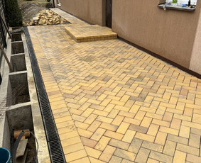 Trinkelių klojimas - Trinkelių kljoimas, bobcat nuoma - 2